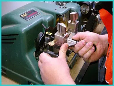 Advanced Locksmith Service Thonotosassa, FL 813-336-2858 - 18-key-making